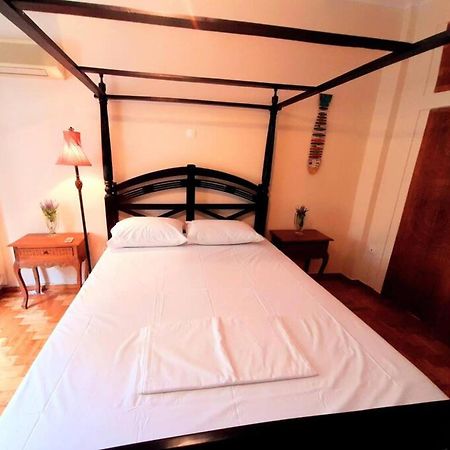 Magnificent Apartment In Plaka Athén Kültér fotó