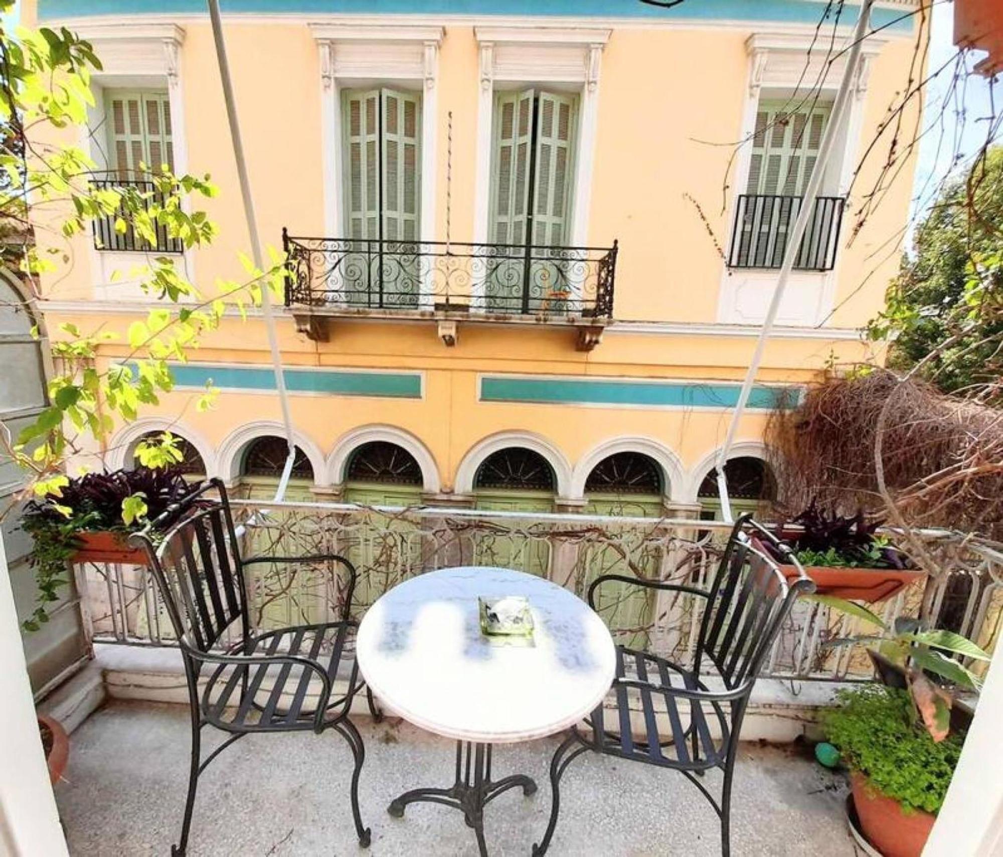 Magnificent Apartment In Plaka Athén Kültér fotó